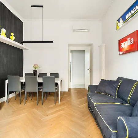 Iflat New Spacious & Classy In Monti Rome