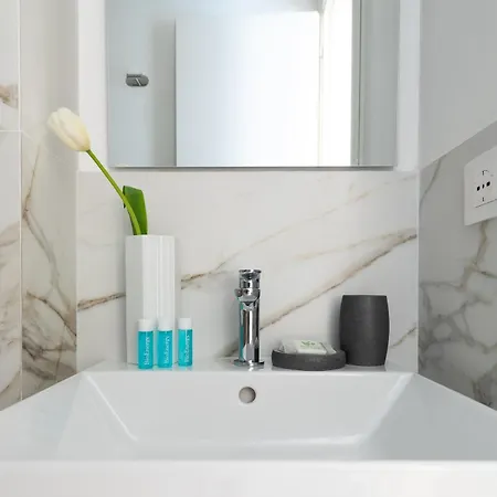 Iflat New Spacious & Classy In Monti Apartment